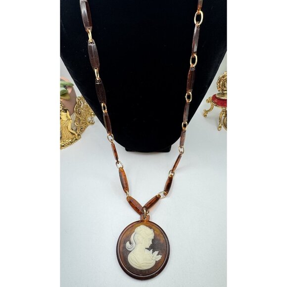 Vintage Celluloid Faux Tortoise Cameo Chain Link Pendant Necklace 34" Long - Picture 3 of 10